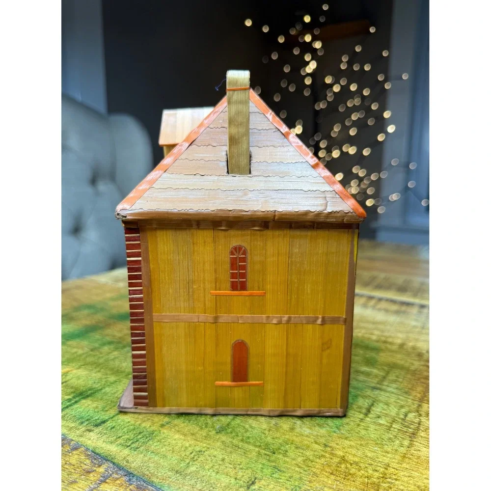 Straw Marquetry House Jewelry Box Brown Good Folk Art